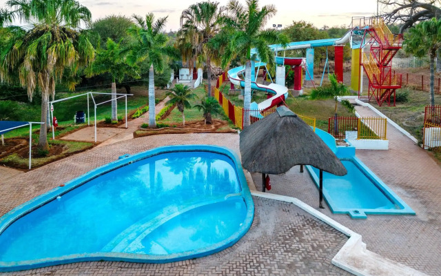 Sand River Resort
