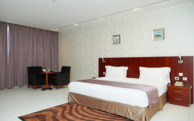 Grand Mayral Hotel