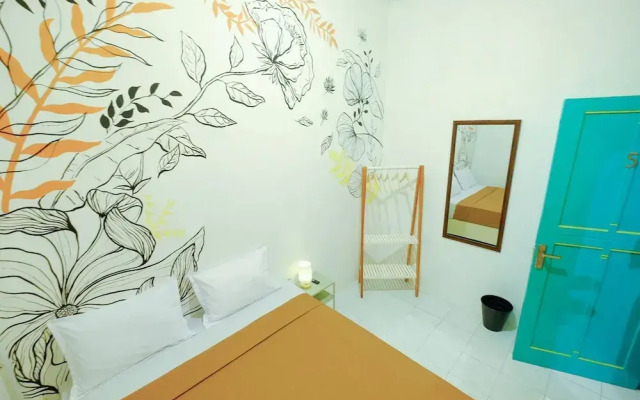 Snooze Hostel Malang
