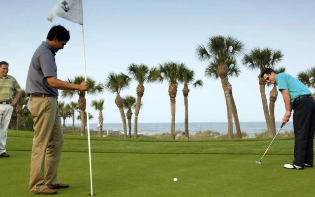 Lighthouse Tennis 2413 by RedAwning