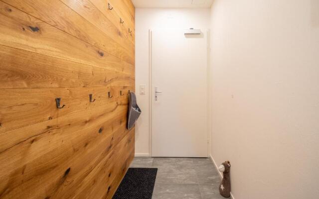 LAAX Homes - Val Signina 7-12