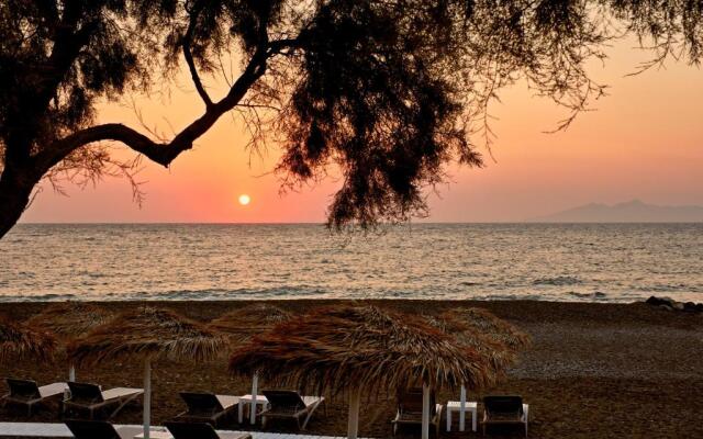 Costa Grand Resort & Spa