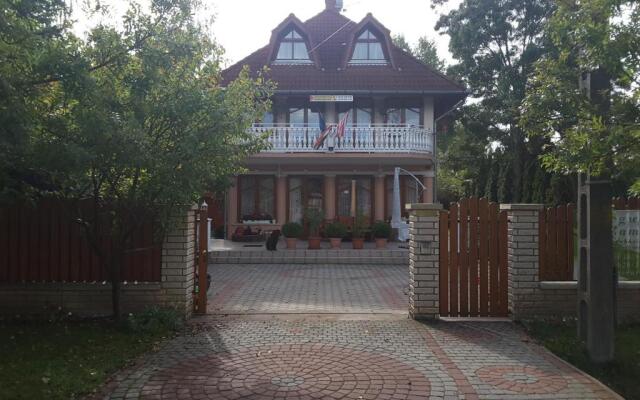 Dessewffy Guesthouse