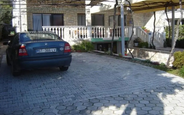 Divna - Modern Apartments With Terrace - A4