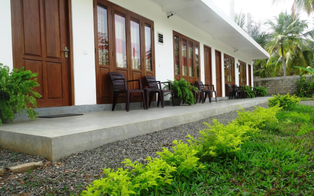 Hotel Corona Hikkaduwa