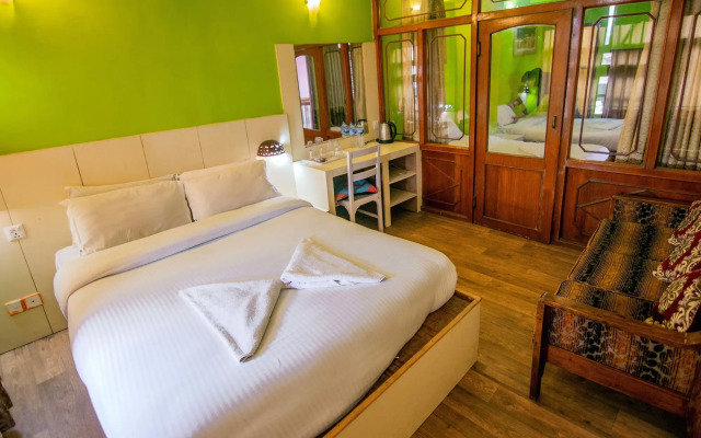 Hotel Pomelo House