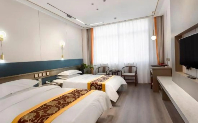 Luo Bei Chun Hotel