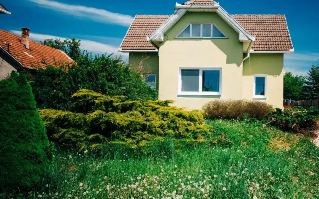 Castle View Village House