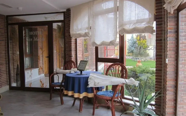 Hotel San Martín