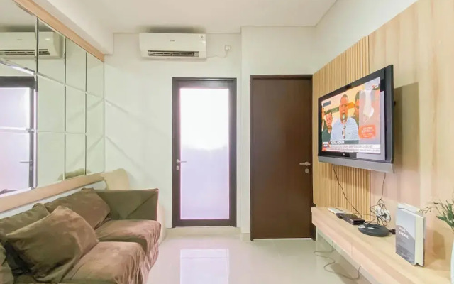 Modern Look 2BR Corner Transpark Cibubur Apartment