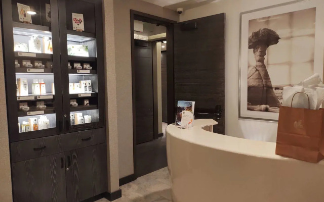 Hoodoo Moab, Curio Collection by Hilton