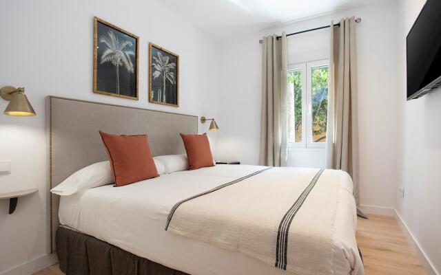 Spectacular 3BD apartment in Santa Cruz neighborhood. Aire I