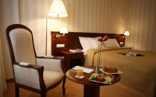 Ramada Hotel and Suites Bucharest North