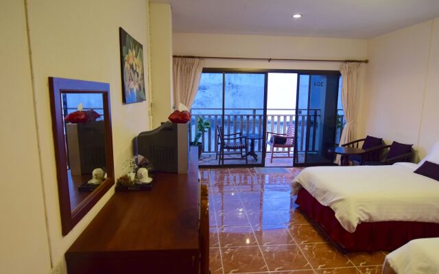 Sugar Inn Phuket
