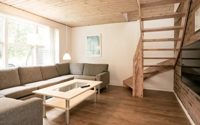 10 Person Holiday Home on a Holiday Park