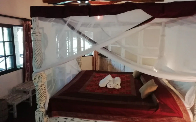 Aquarius Club International Resort