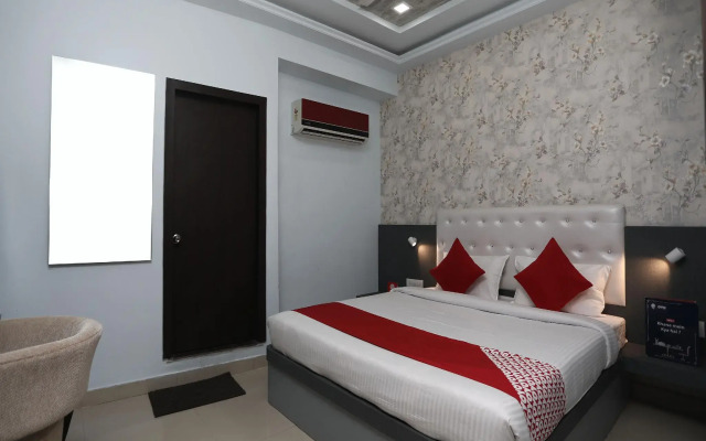 OYO Flagship 14584 Hotel Mangalam Inn