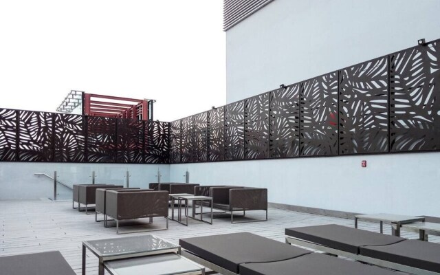 Superior + Luxurious 3BR - Sleeping 8! New!