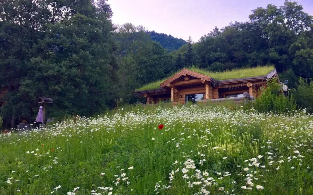 Les Cabanes Du Saleve