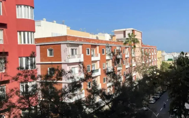 Sunny Apartment in the Heart of Santa Cruz