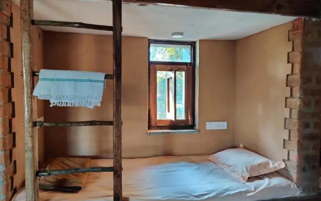Surwahi Social Ecoestate Kanha