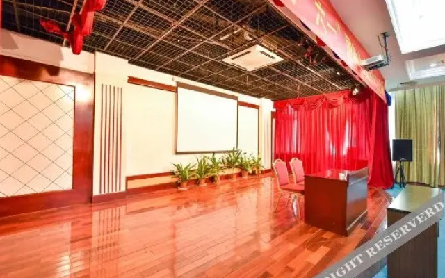 Xinhua Dayingshanhong Hotel (Haikou Jinniuling Store) (Currently unavailable)