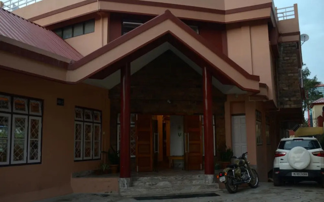 OYO 5034 Living Roof