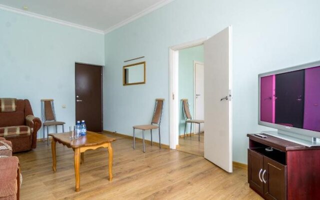 U Yashi Guest House