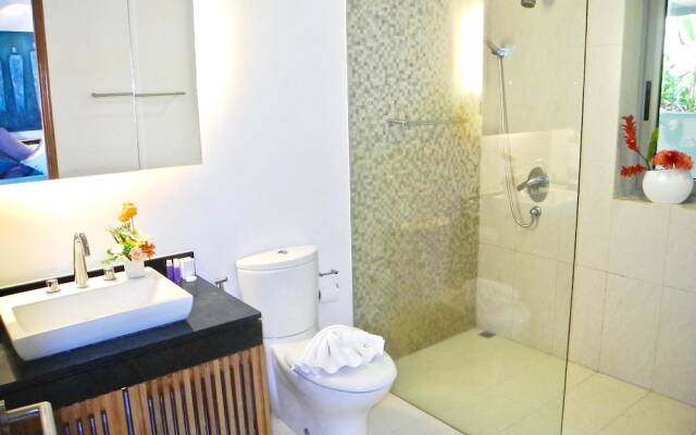 Stunning Private Pool Seaview Villa in Kata