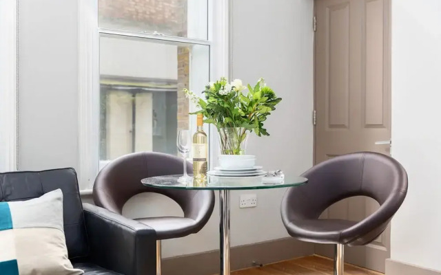 One Bed Serviced Apts near Oxford Street
