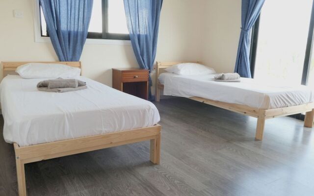 House of Nissus - Hostel