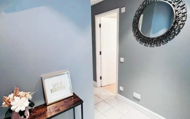 Amazing Flat Near South Kensington - 2 To 3 Bedrooms