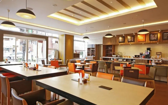 Oakwood Hotel & Apartments Shin-Osaka