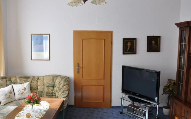 Rustic Apartment in Annaberg-Buchholz near City Center