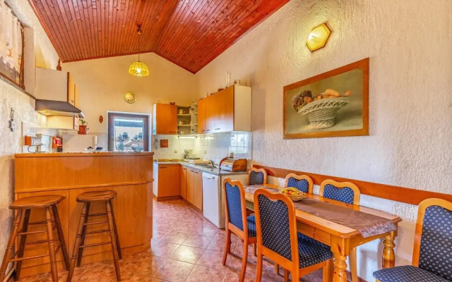 Amazing Home in Pula With Wifi and 2 Bedrooms