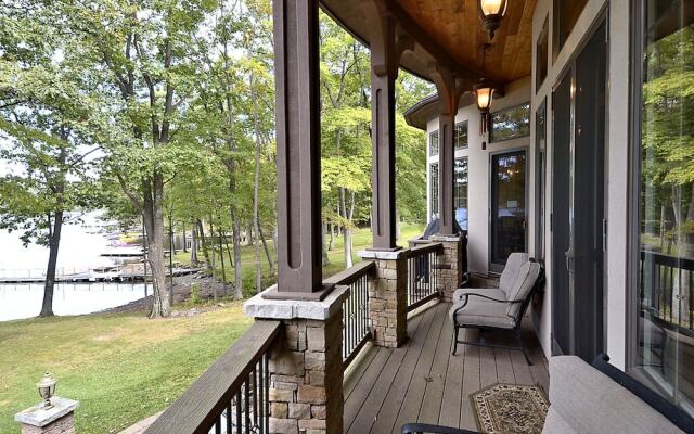 Champagne Taste 6 Bedroom House