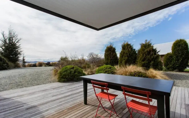 The Black House with Stunning Outdoor Bath