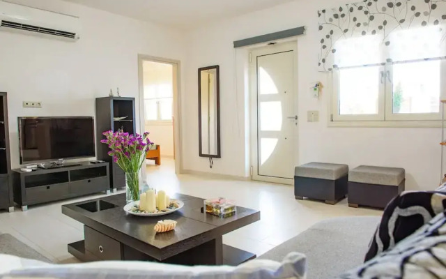 Marie Nicol Apartments 2
