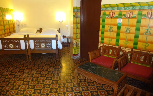 Deshadan Cliff and Beach Resort
