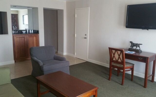 Clarion Hotel Downtown