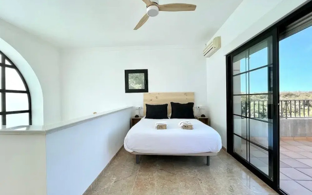 Belvilla by OYO Villa Torrea3n