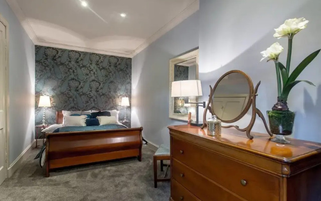 Wall Street Journal Featured 3bed/3bath Apartment