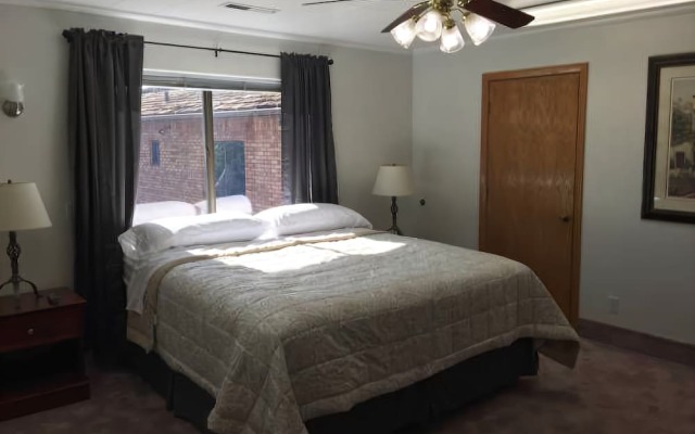 Zion Suites of Hildale