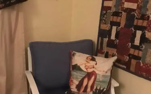 Laid Back Manor