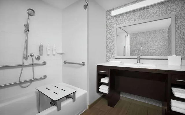 Home2 Suites by Hilton Pittsburgh / McCandless, PA