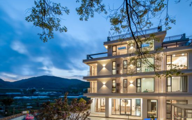 Shengsi Pushu • 18 mu B&B
