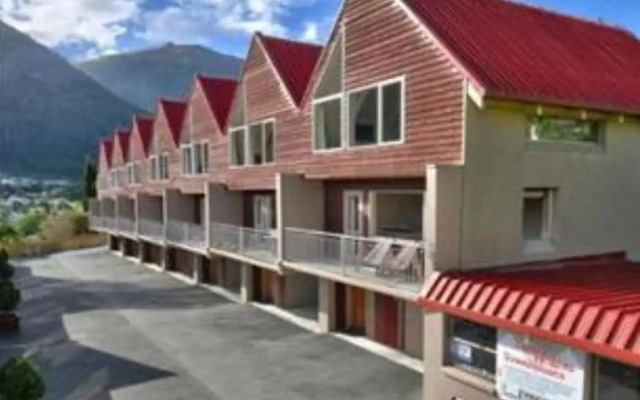 Turner Heights Townhouses