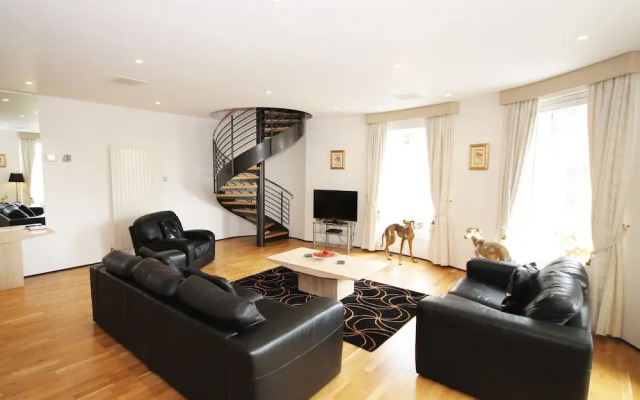 93A Grey Street Apartments