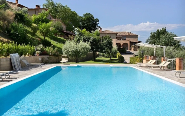 Casale Giulia