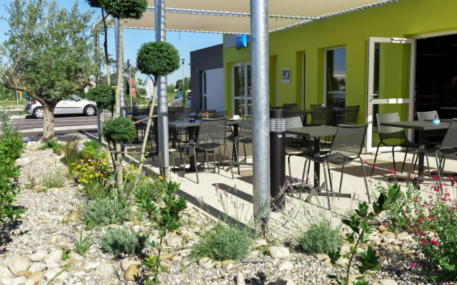 ibis budget Saint Martin de Crau Porte de Camargue